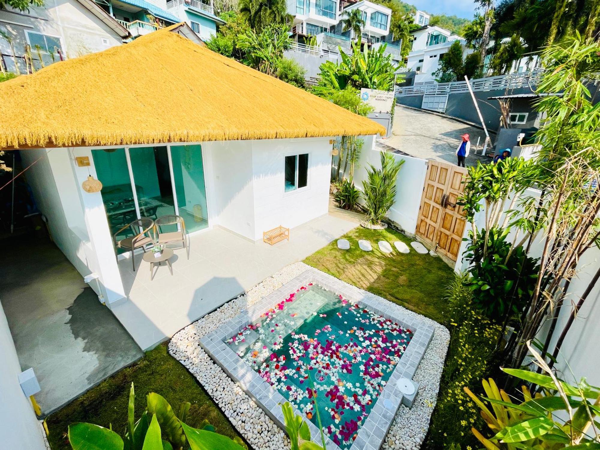 Baan Saint-Tropez Seaview Villas Kata Beach Экстерьер фото