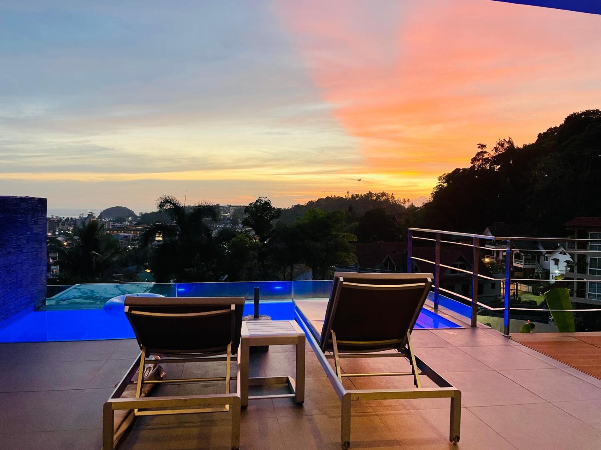 Baan Saint-Tropez Seaview Villas Kata Beach Экстерьер фото