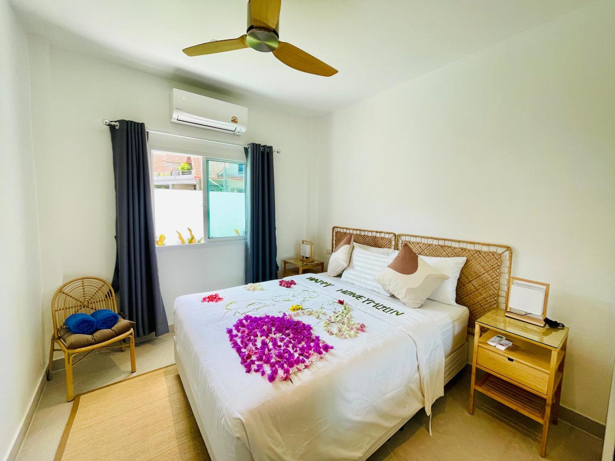 Baan Saint-Tropez Seaview Villas Kata Beach Экстерьер фото