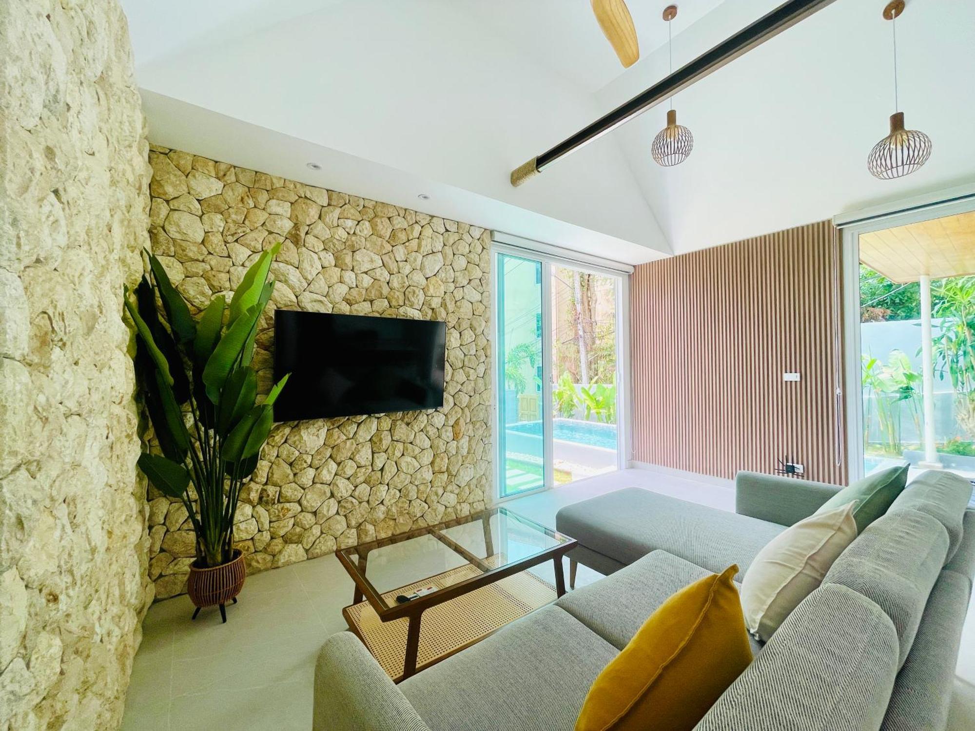 Baan Saint-Tropez Seaview Villas Kata Beach Экстерьер фото